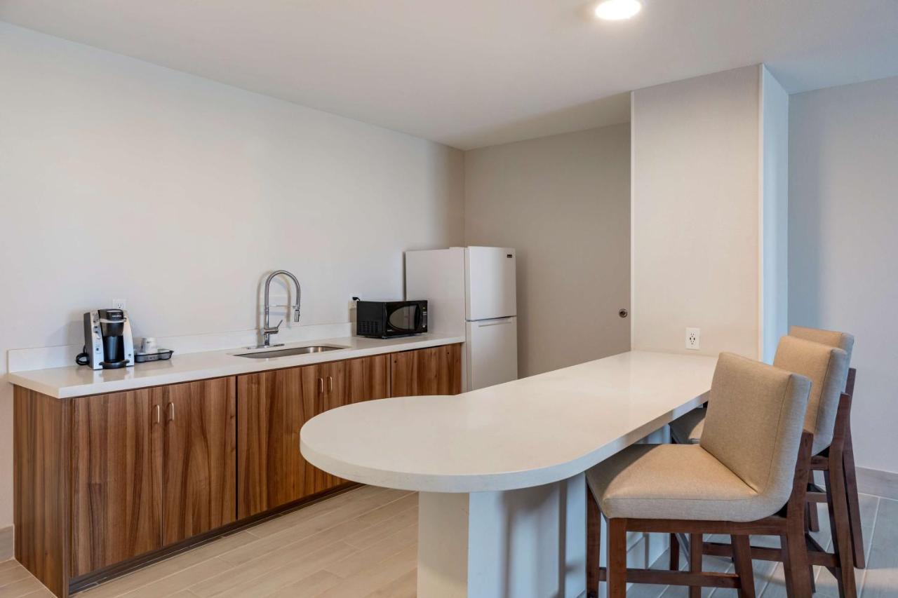 Best Western Plus Coachella Valley Inn & Suites Cathedral City Eksteriør bilde