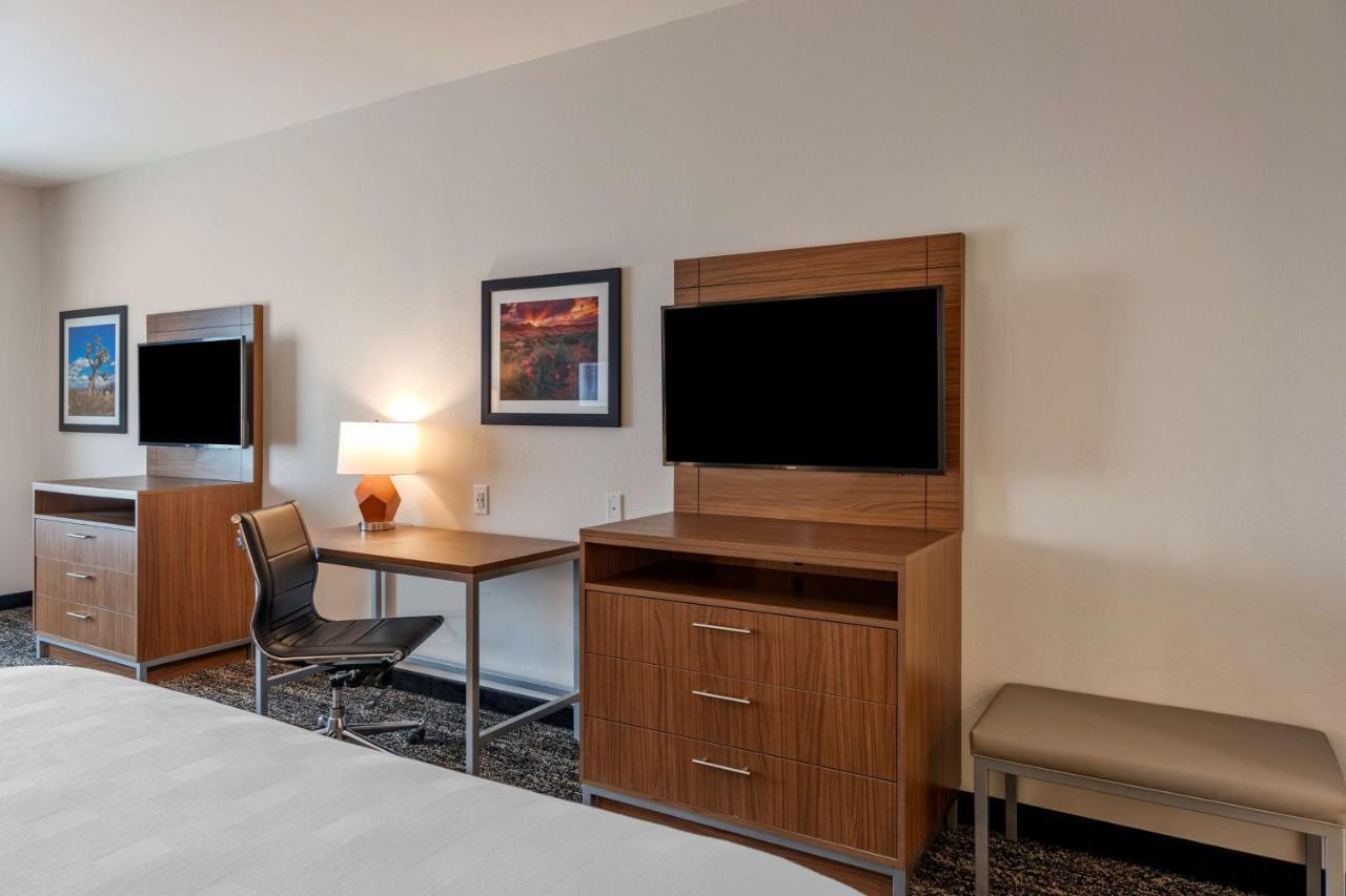 Best Western Plus Coachella Valley Inn & Suites Cathedral City Eksteriør bilde